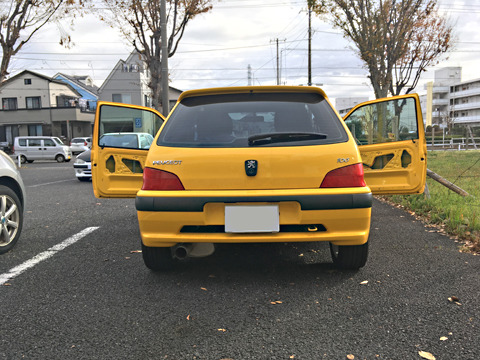 1812022.jpg